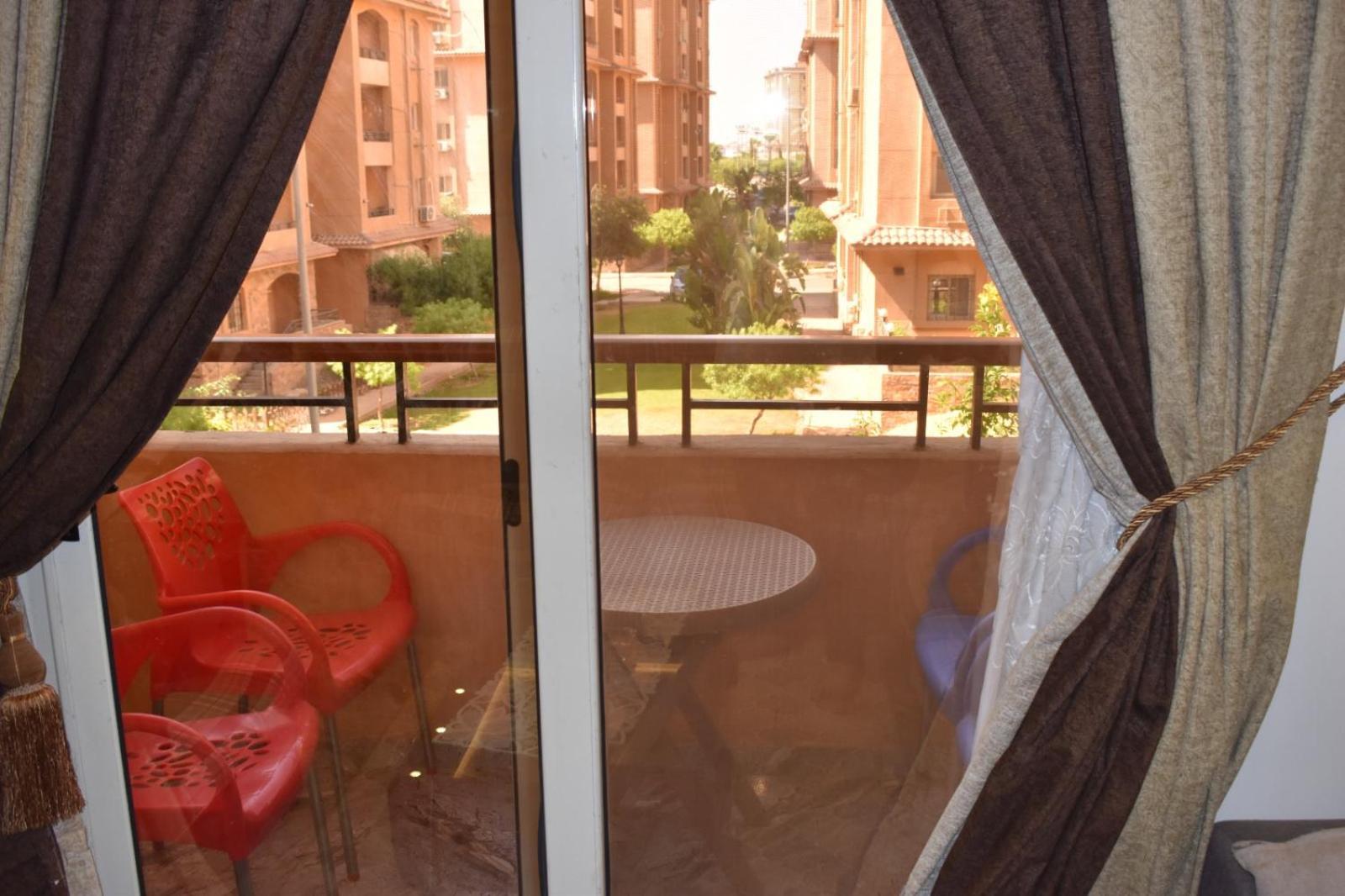 Apartamento جاردينيا سيتي الماظه El El Cairo Exterior foto